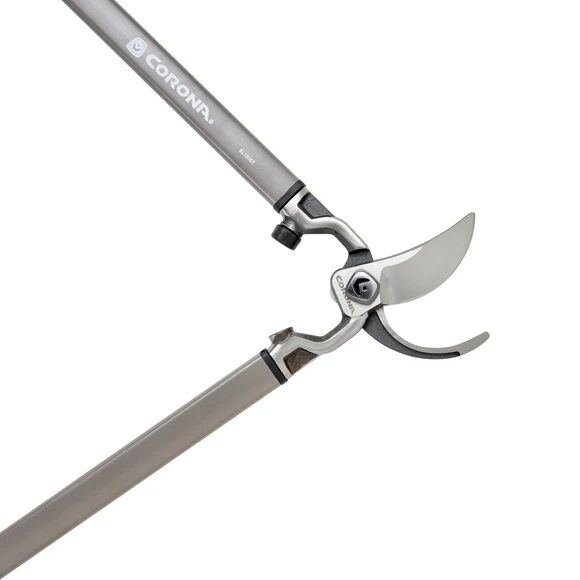 Corona ClassicCUT Bypass Lopper 1-3/4-In Cut Capacity, 31-In