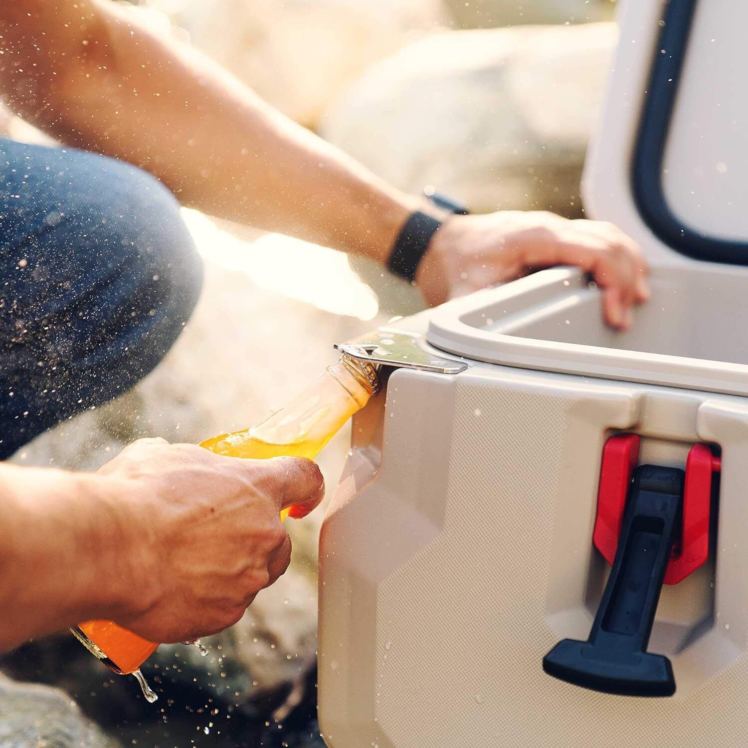 Lifetime Khaki High Performance Cooler, 65-Qt