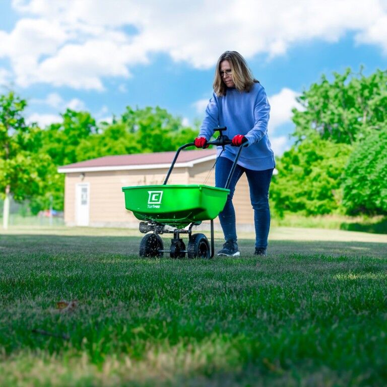 Chapin Residential Lawn Broadcast Spreader, 70-Lb