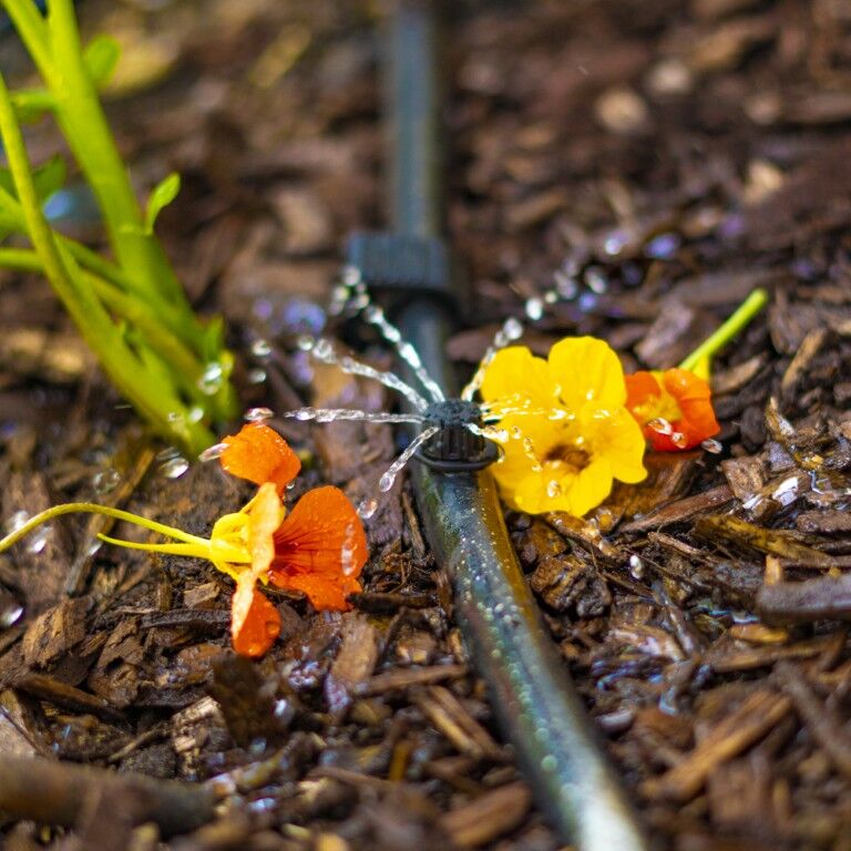 DIG Adjustable Radius 360° Pattern Drip Emitter On Spike, 1.3-Ft, 4-Pk
