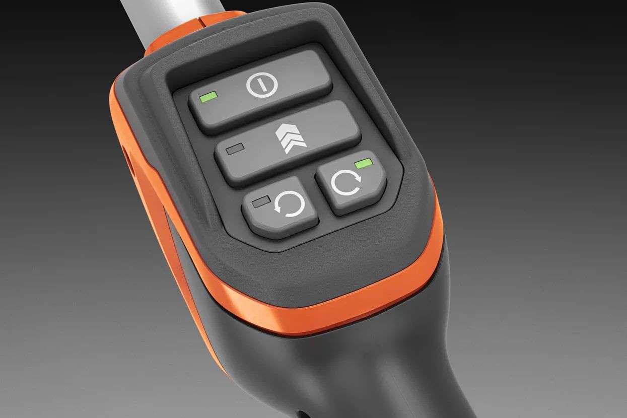 Husqvarna Weed Eater 320iL With Battery And Charger