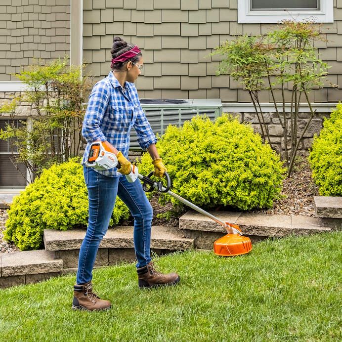 STIHL FSA 60 R Battery Powered String Trimmer With Battery And Charger