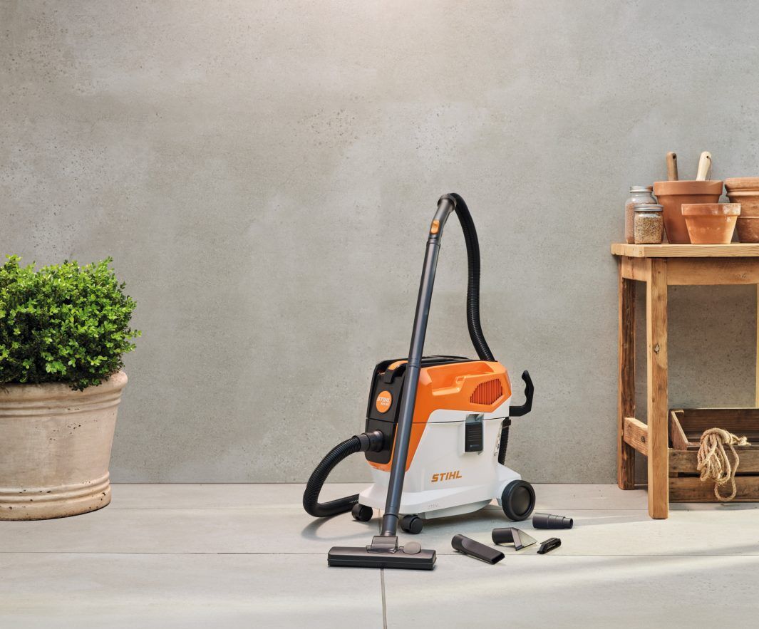 STIHL SEA 60 Battery Powered Wet/Dry Vacuum (Tool Only)