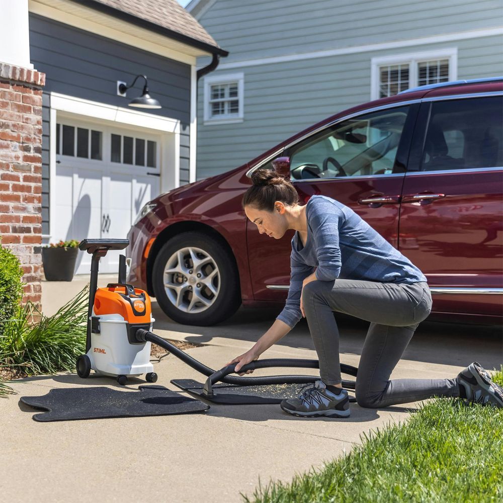 Stihl SE 33 Wet/Dry Vacuum