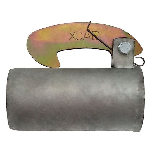 B.A. Fischer 3-In Hook & Latch Steel End Plug