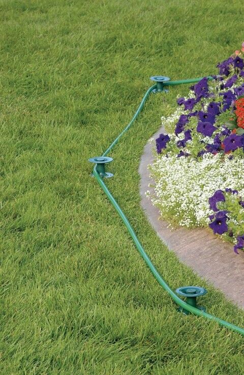 Orbit Hose Guide With Zinc Spike