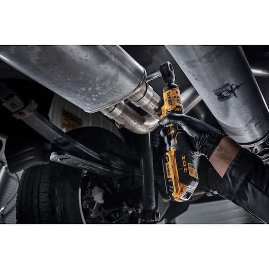 DEWALT Atomic Compact Series 20V MAX Brushless 3/8-In Ratchet (Tool Only)