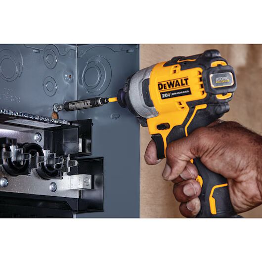 DEWALT Atomic 20V Max Brushless Cordless Compact Impact Driver Kit, 1/4-In