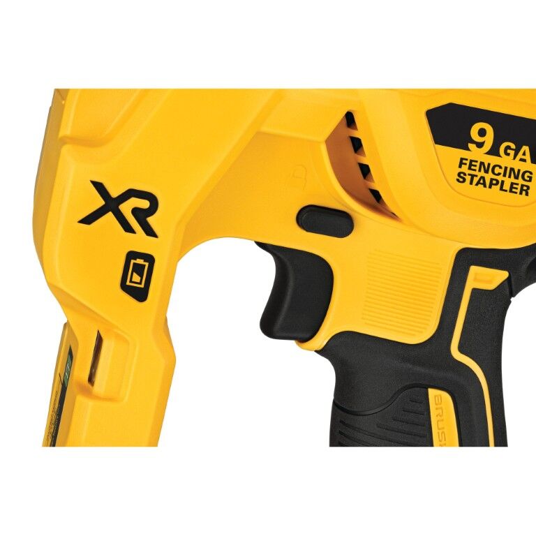 DEWALT 20-V Max XR Fencing Stapler Kit, 9-Gauge