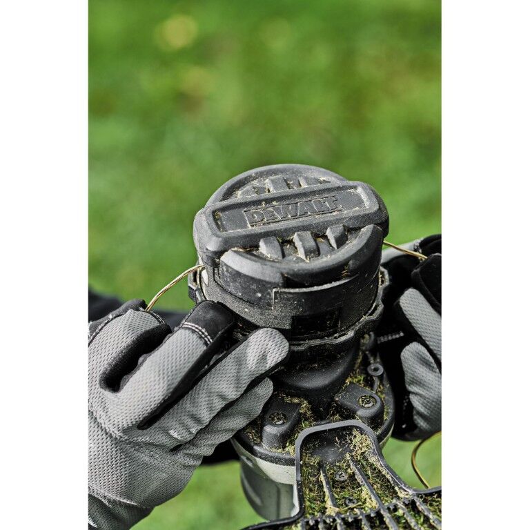 DEWALT 20V Brushless Trimmer