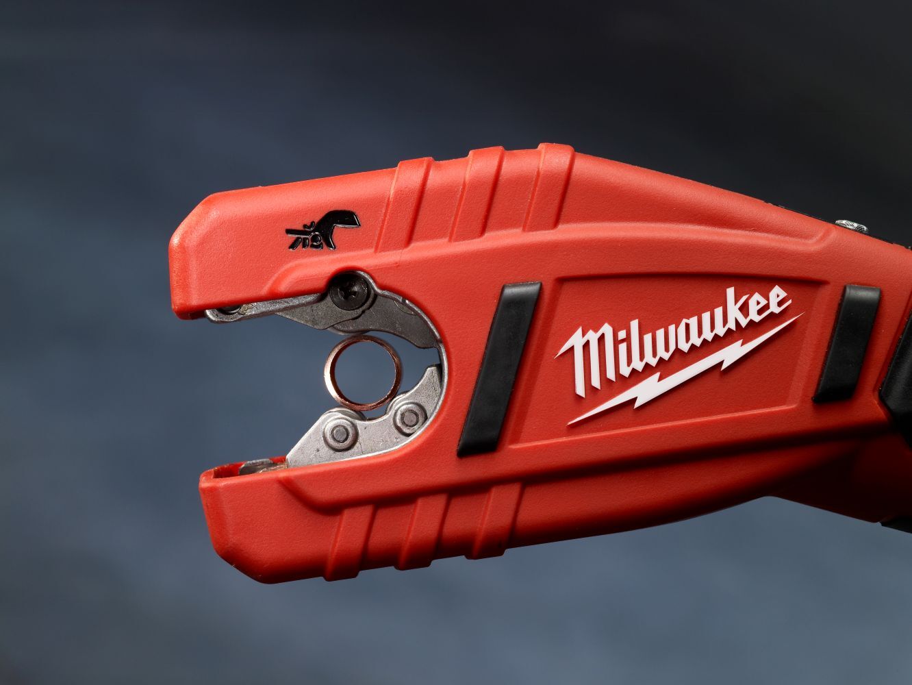 Milwaukee M12 Cordless Lithium-Ion Copper Tubing Cutter