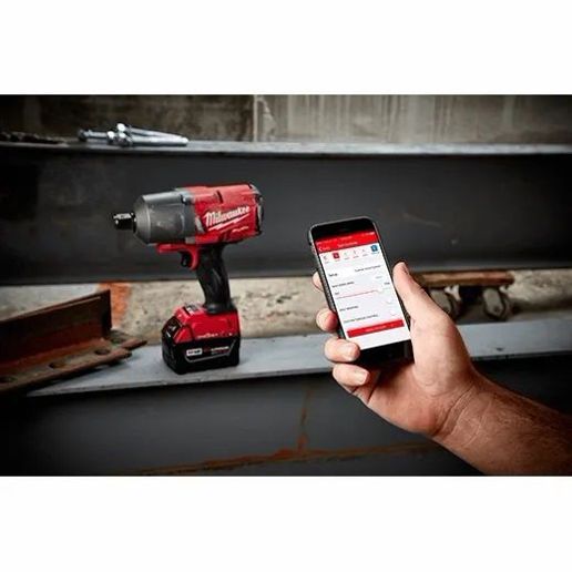 Milwaukee M18 with One-Key High Torque Impact Wrench with Friction Ring, 3/4-In (Tool Only)