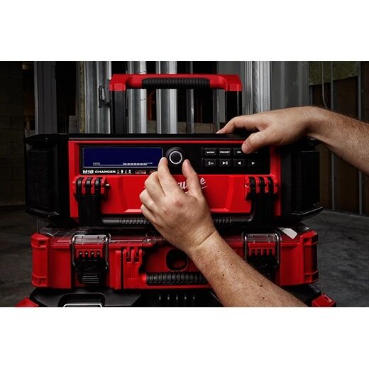 Milwaukee M18 Corded Packout Jobsite Radio/Charger