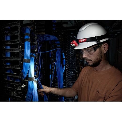 Milwaukee Spot/Flood Headlamp, 450-Lm