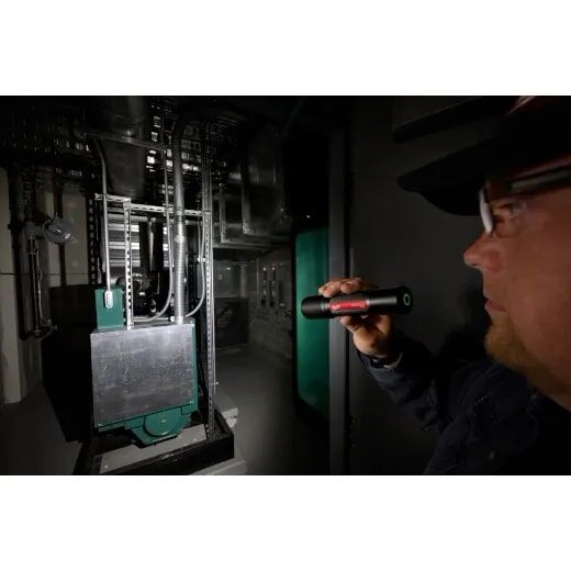 Milwaukee REDLITHIUM USB Slide Focus Flashlight