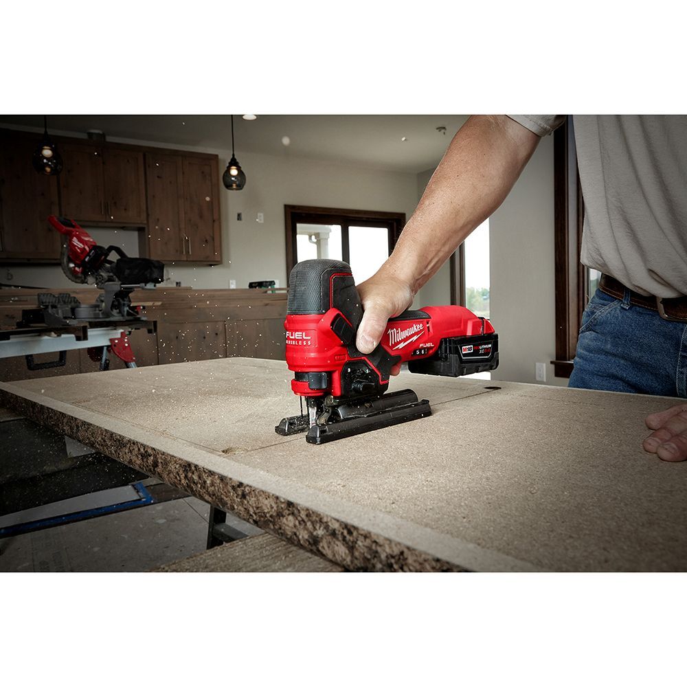 Milwaukee M18 FUEL Barrel Grip Jig Saw
