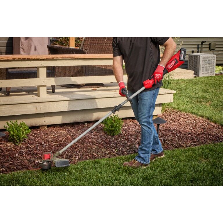 Milwaukee M18 Brushless String Trimmer Kit