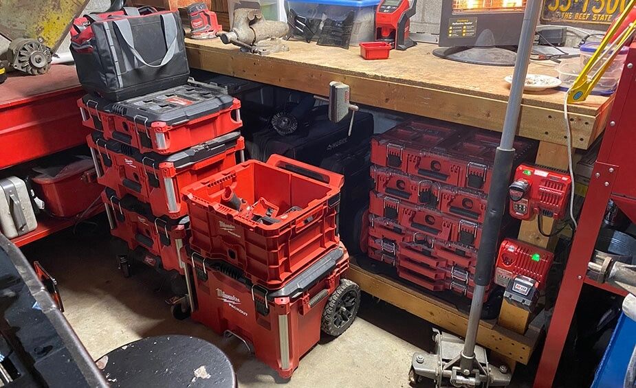 Milwaukee Packout Rolling Tool Box