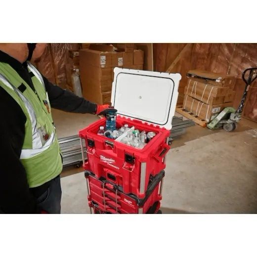 Milwaukee Packout XL Cooler, 40-Qt