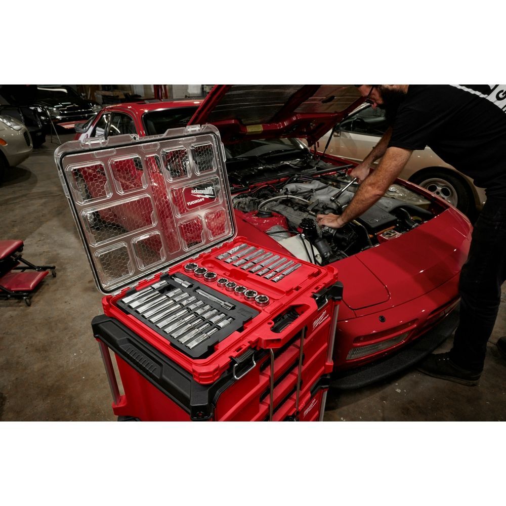 Milwaukee 1/2-In Drive Ratchet & Socket Set with PACKOUT Organizer, 47-Pc