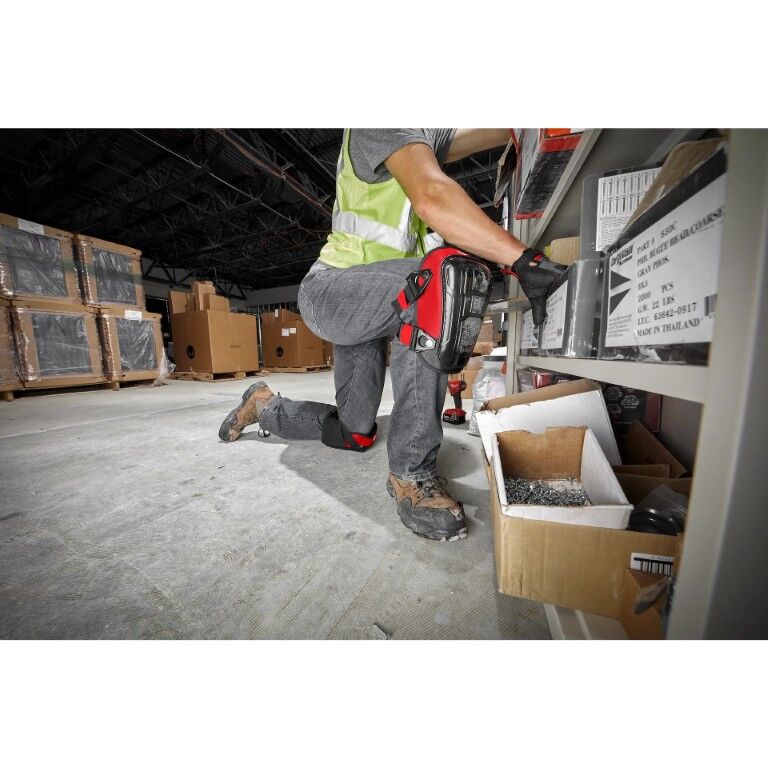 Milwaukee Dynamic Knee Pads with Wide Strap