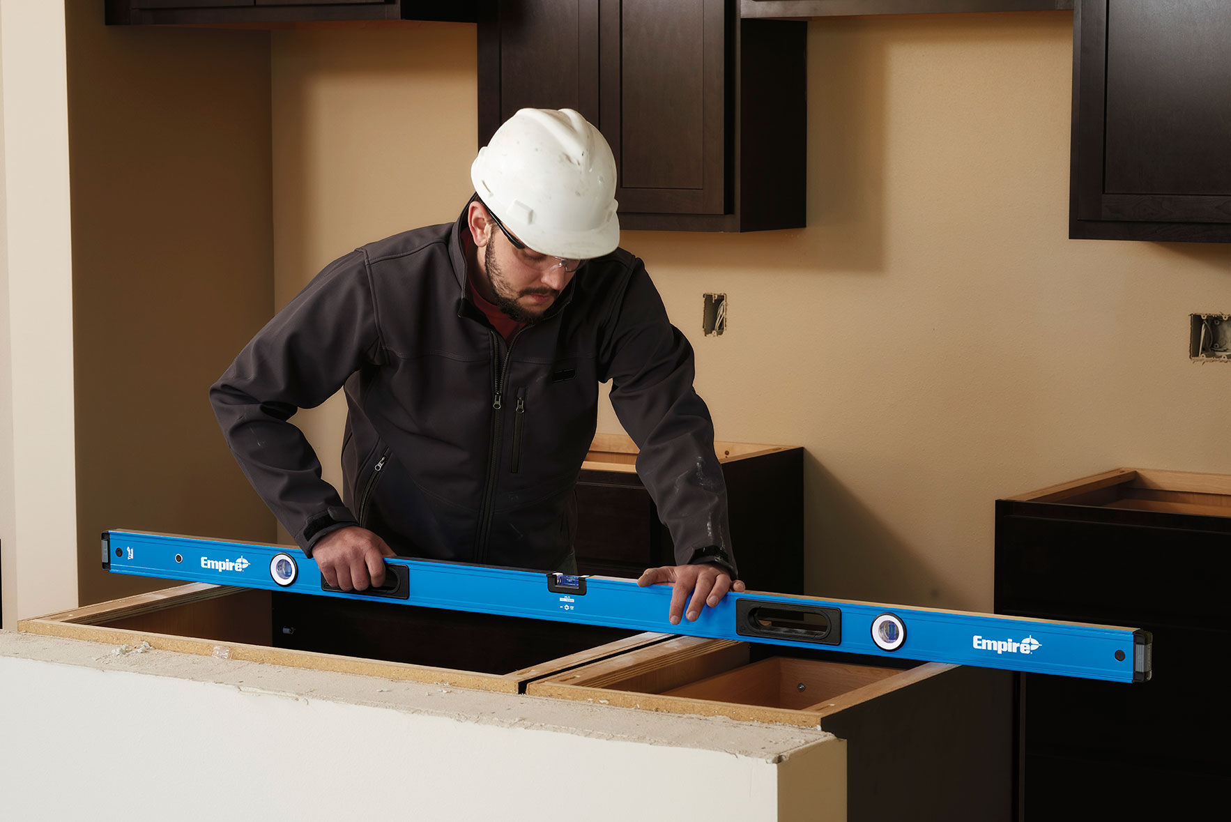 Empire TRUE BLUE Box Level, 48-In