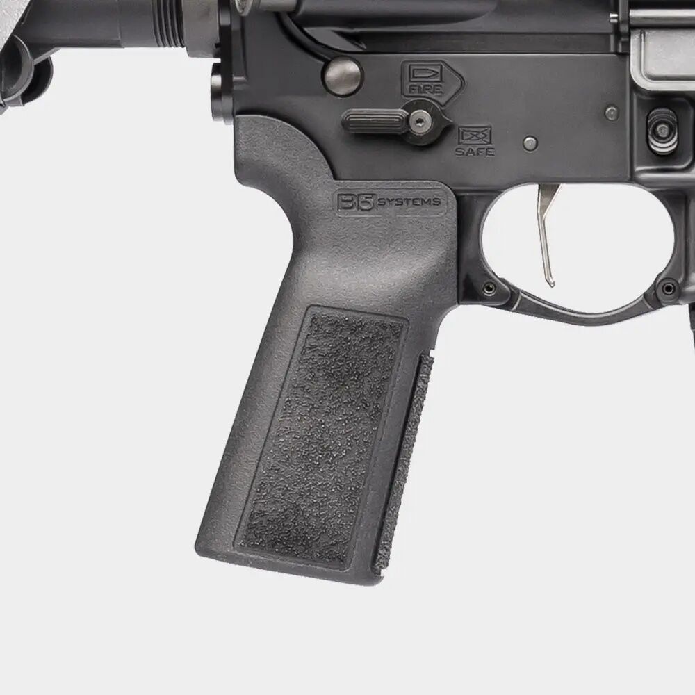 Springfield Armory SAINT Victor 5.56 NATO/.223 Rem Semi-Auto AR-15 Rifle Gear Up Bundle, 30-Rd