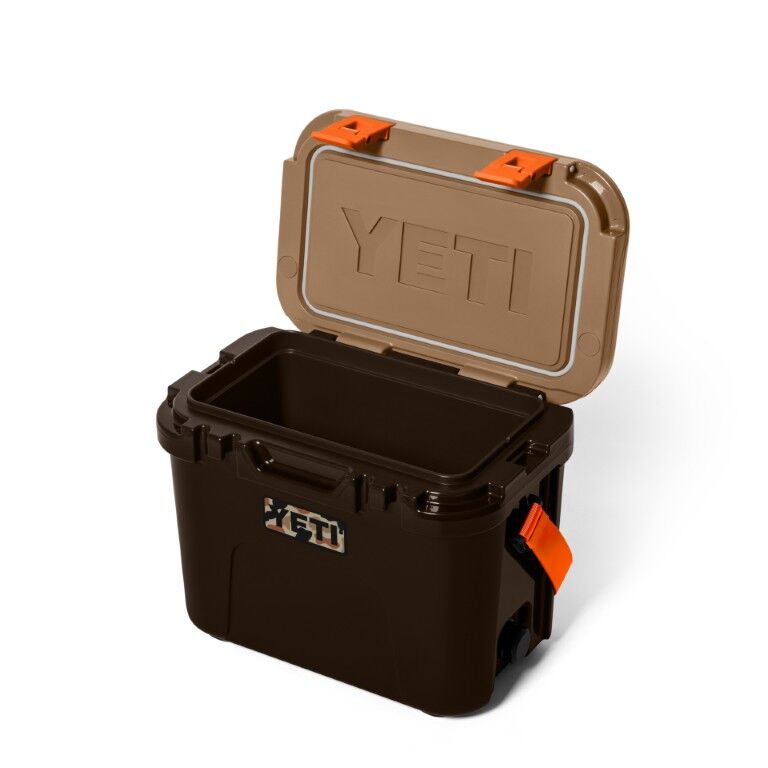 Yeti Coolers Roadie 15 Hard Cooler Wetlands Camo