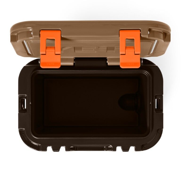 Yeti Coolers Roadie 15 Hard Cooler Wetlands Camo