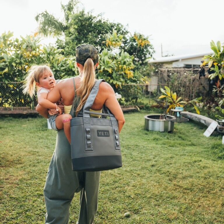 Yeti Coolers Camino 20 Carryall Tote Bag Wetlands Camo