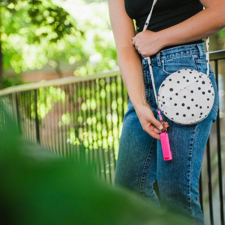 Sabre Pink 2-In-1 Pepper Gel With Detachable Safety Whistle Keychain