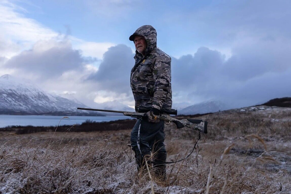 Browning X-Bolt 2 Speed 6.5 PRC 24" OVIX Camo Smoked Bronze Threaded Barrel Bolt Action Rifle, 3-Rd