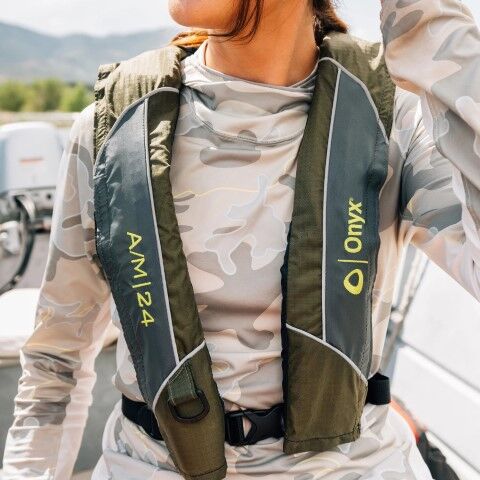 Onyx A/M-24 Automatic/Manual Life Jacket