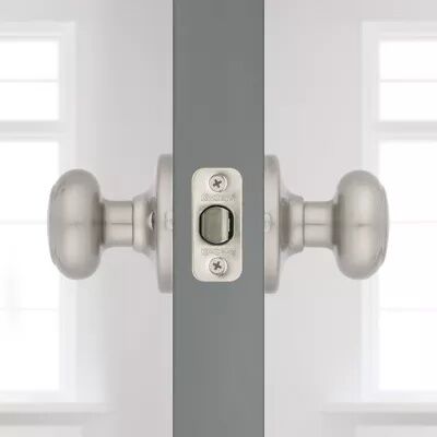 Kwikset Satin Nickel Hall/Closet Cove Knob