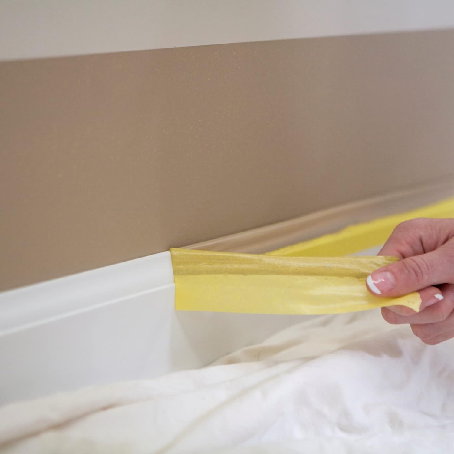 FrogTape Delicate Surface Painter's Tape, 0.94-In x 60-Yd