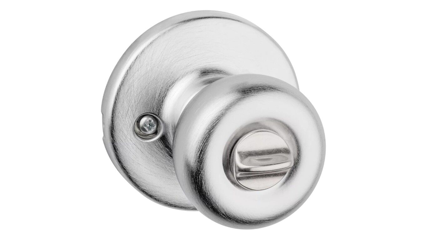 Kwikset Satin Chrome Keyed Tylo Door Knob With Pin & Tumbler