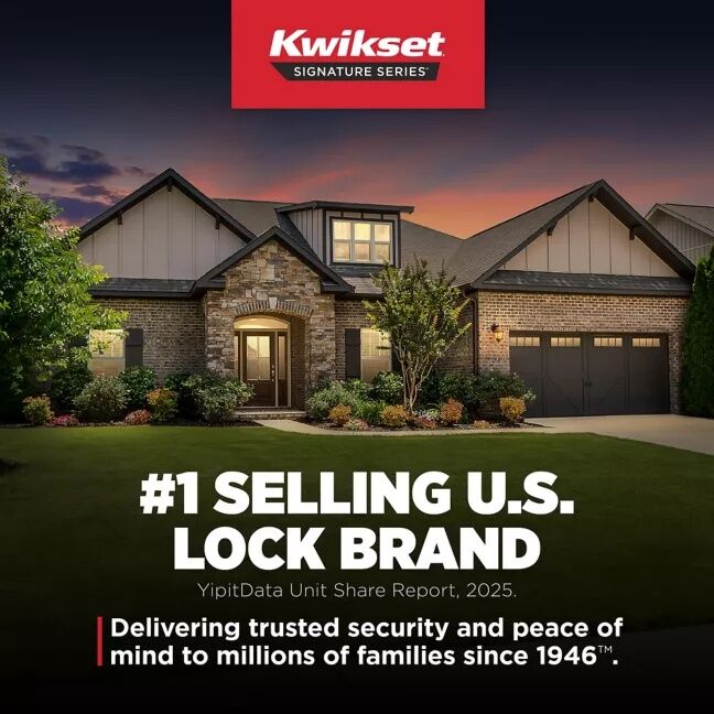 Kwikset Satin Nickel Juno Bed/Bath Doorknob