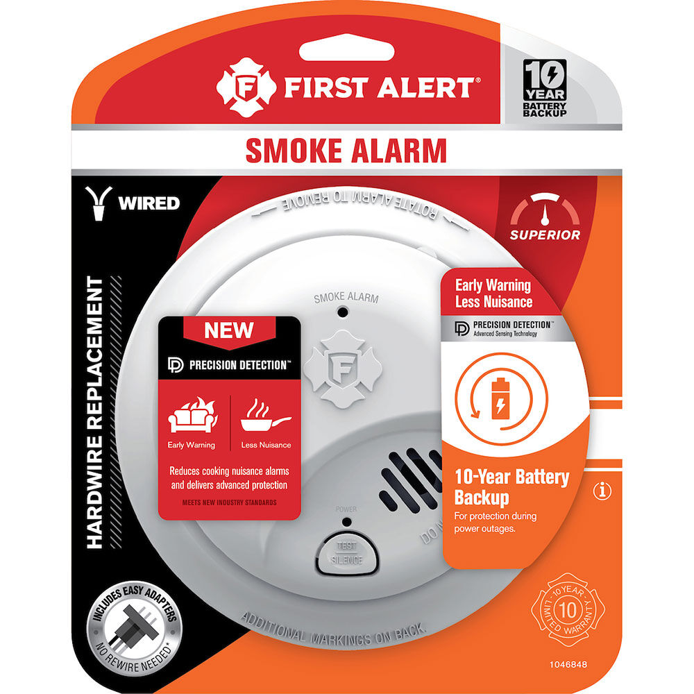 First Alert Interconnect Hardwire Smoke Alarm With 10-Year Battery Backup