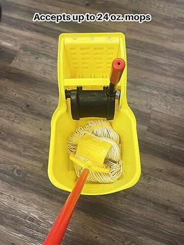 Rubbermaid Commercial Tandem Mop Bucket And Wringer Combo, 31-Qt