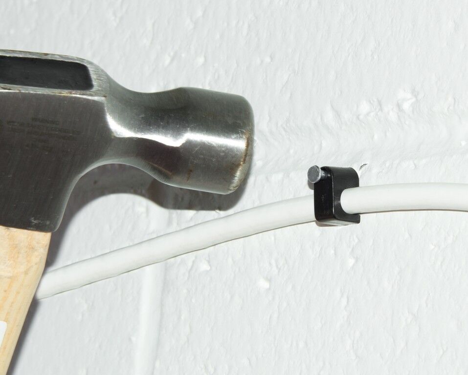 Gardner Bender Black Polyethylene Clip-On Coaxial Masonry Staples, 1/4-In, 25-Pk