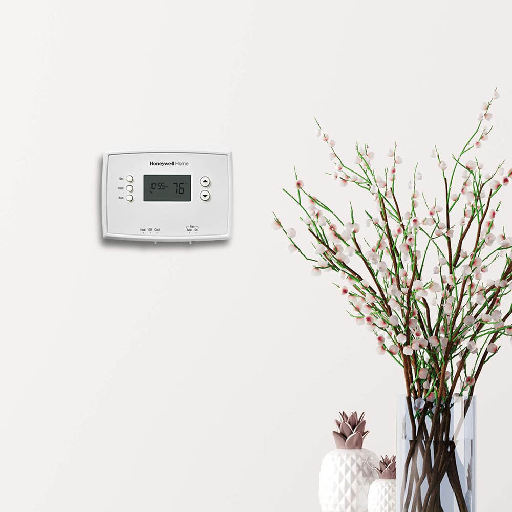 Honeywell  Home RTH221B 1-Week Programmable Thermostat