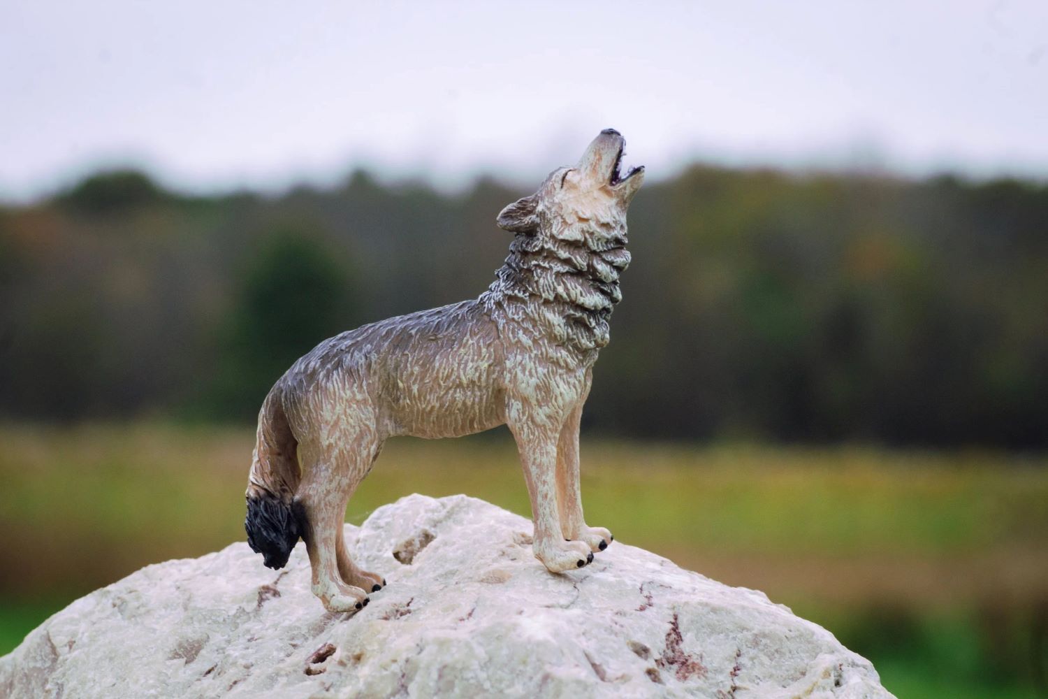 Breyer Timber Wolf Howling Toy