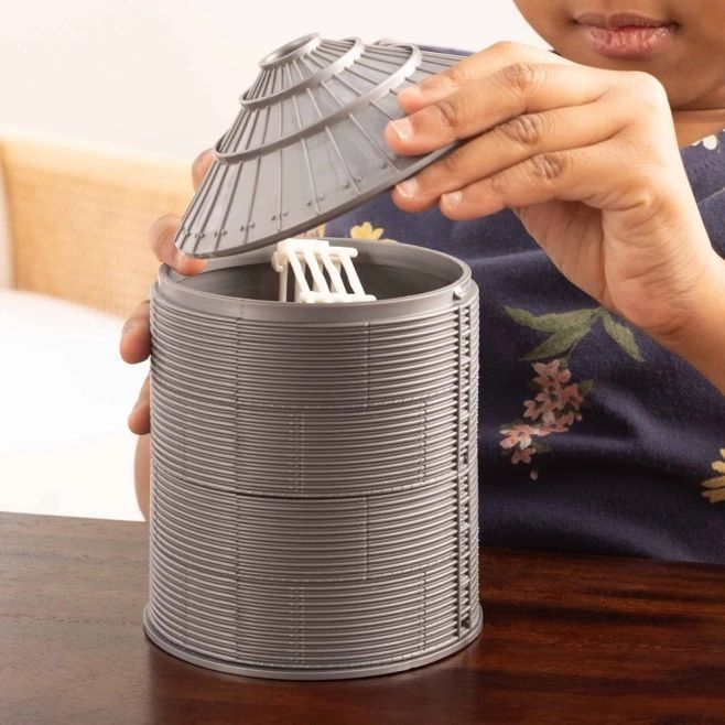 Tomy ERTL Grain Bin Set with John Deere Tractor, Cattle, Hay Bales & Fence Farm Playset