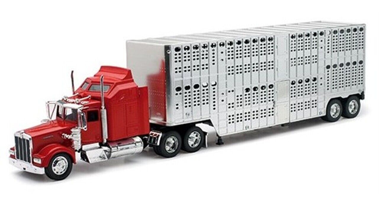 New Ray 1:32 Scale Chrome Pot Belly Livestock Truck Toy Assortment