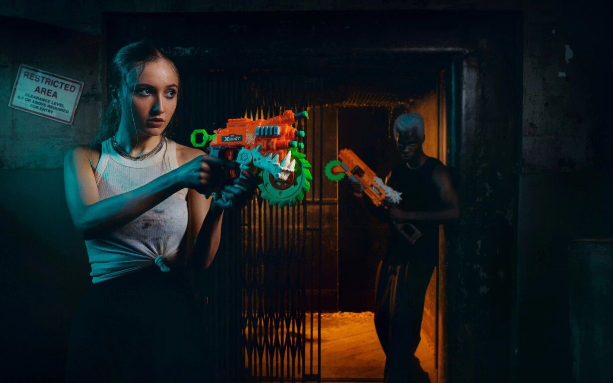 Zuru X-Shot Insanity Horror Fire Dread Hammer Toy Dart Blaster