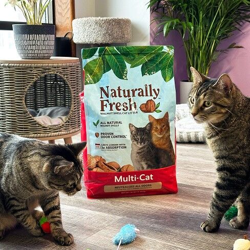 Naturally Fresh Walnut Shell Cat Litter Multi-Cat Formula, 14-Lb