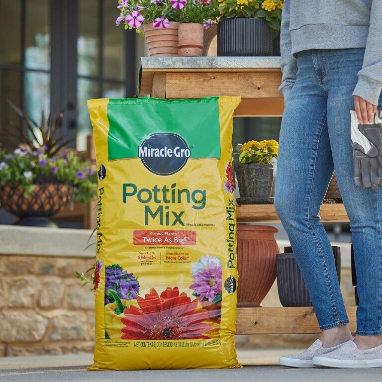 Miracle-Gro Potting Mix, for Container Plants, 50 qt.