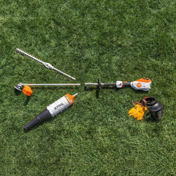 STIHL KMA 80 R Battery Power Multitool Head with AK 30 Battery & AL 101 Charger