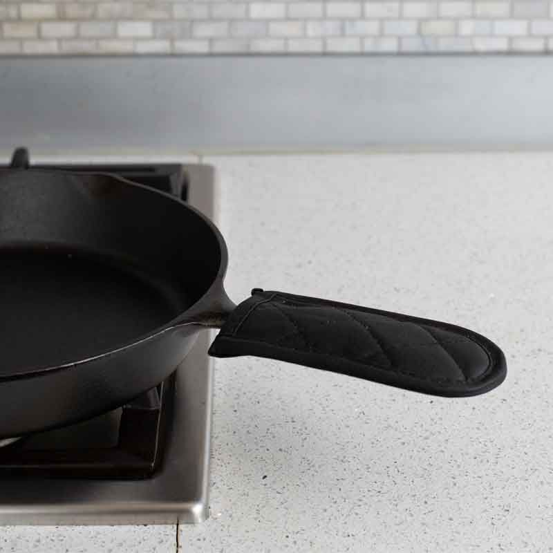 Lodge Cast Iron Max Temp Handle Holder