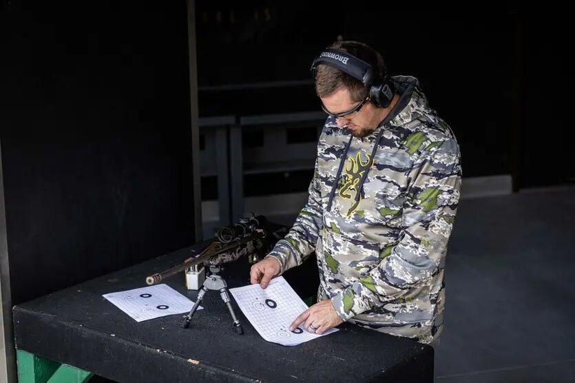 Browning Men's Hooded Long Sleeve Tech Shirt